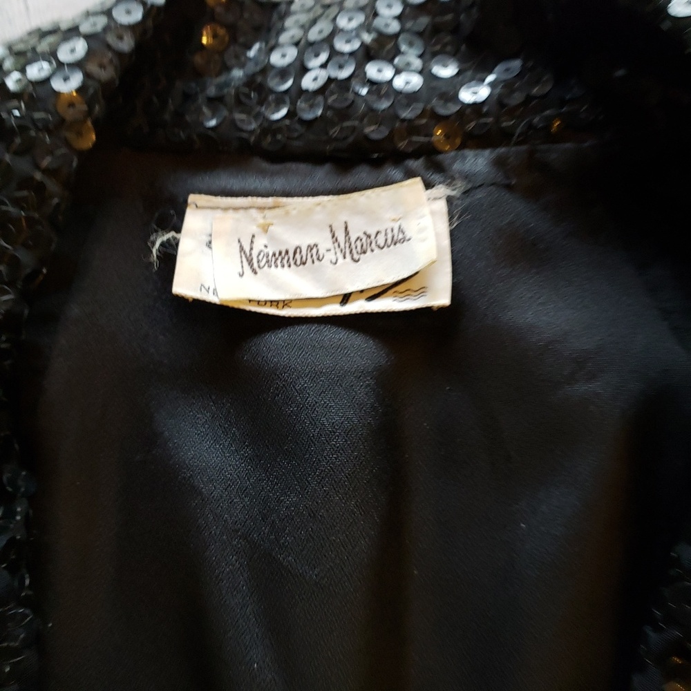 Lady's Jacket - Picture 2 of 2